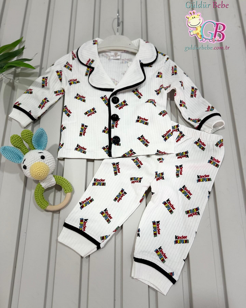 Kinder sürpriz baskılı bebe yaka düğmeli ribana kumaş ünisex bebek pijama takım