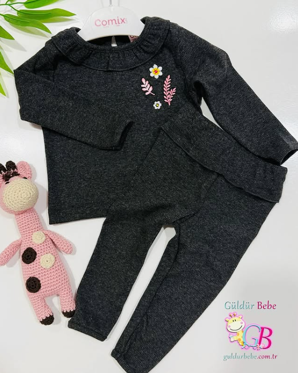 Yakası fırfırlı çiçek işlemeli beli lastik detaylı 2’li kız bebek takım