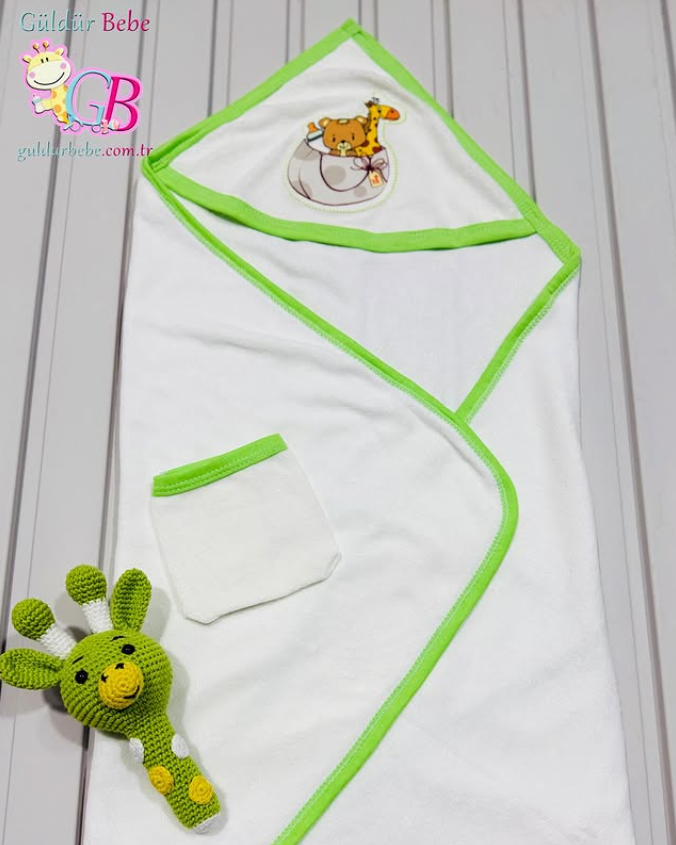Sevimli hayvanlar desenli keseli bebek havlu