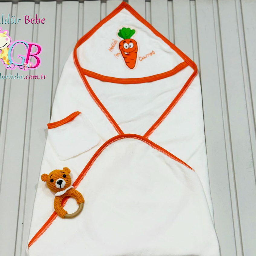 Havuç desenli keseli bebek havlu