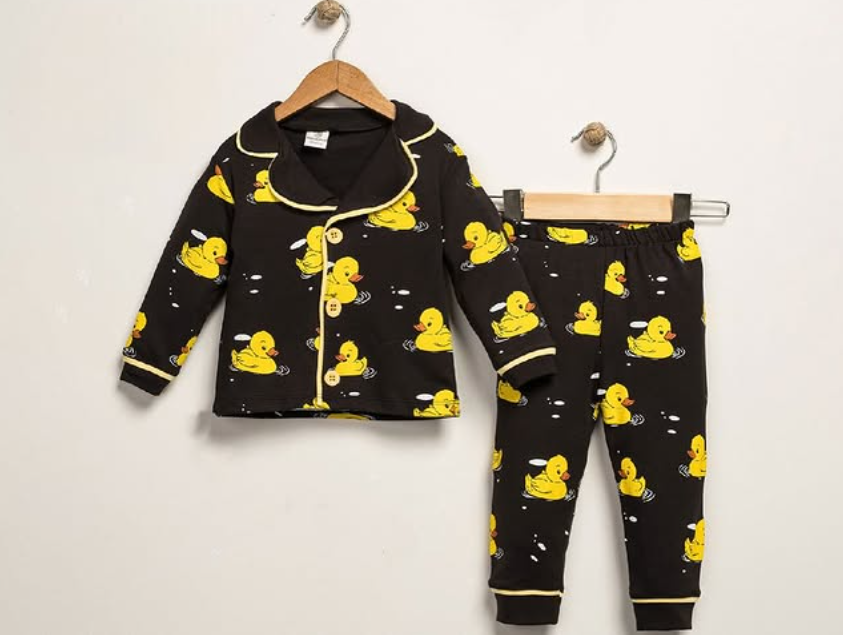 Ördek desenli yakalı bebek pijama takım