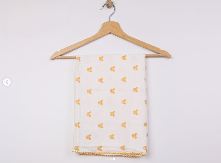 Mickey desenli muslin bebek battaniye