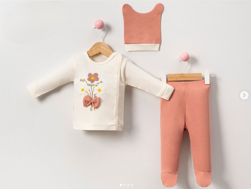 Papatya nakışlı yenidoğan 3’lü zıbın set